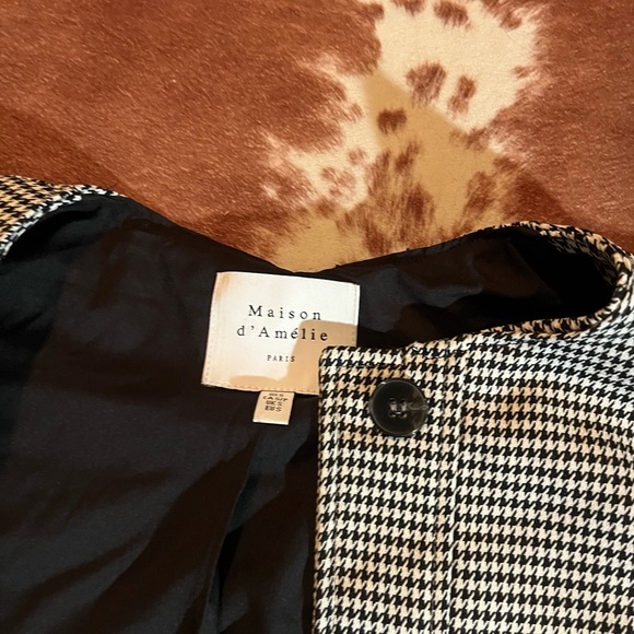 SOLD - Picture 3 of 4